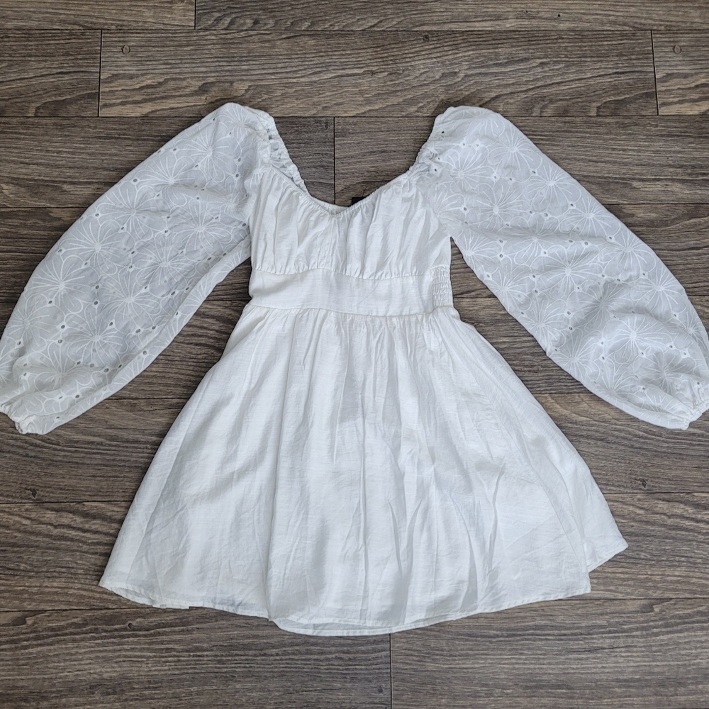 LULUS size S Elegant White Dress with Floral Sleeves. New with tag. - Picture 14 of 14